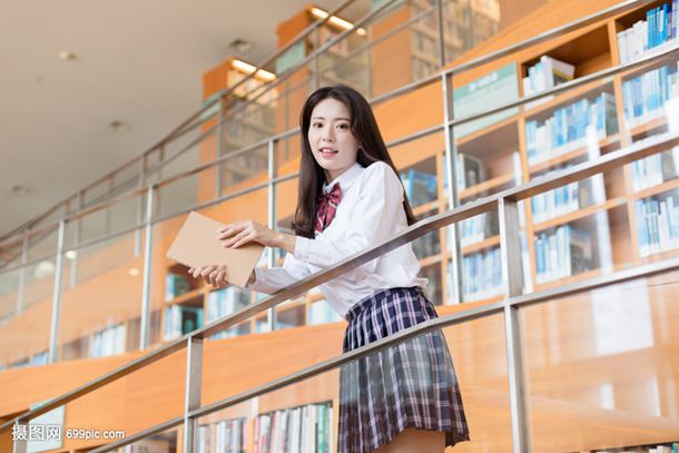 ǿ��Ů����Խ�����ġ�1������Խ��������������������