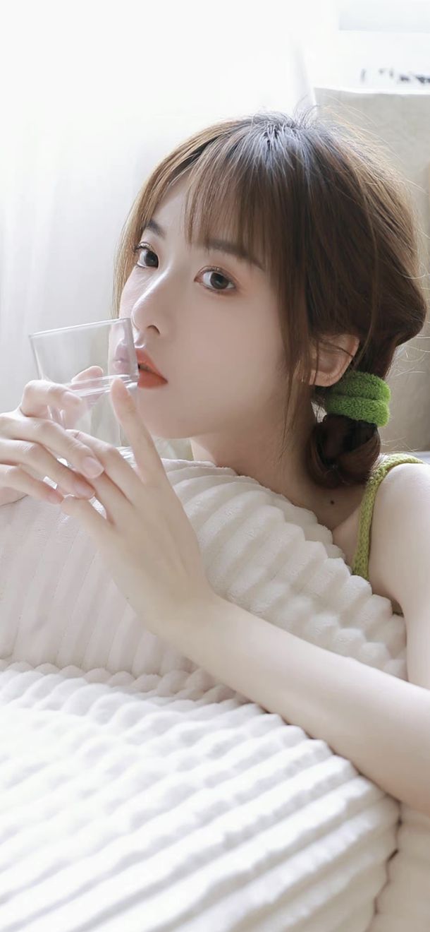 毁三观!男子炫耀和已婚女子偷情,女子老公一气之下砸车被判刑 毁三观!男子炫耀和已婚女子偷情,女子老公一气之下砸车被判刑