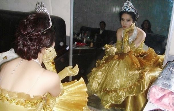 �վ��������ԵĿ��̣��վ�ɨ��������ĸ�Ů�����ܵ��п���̷�