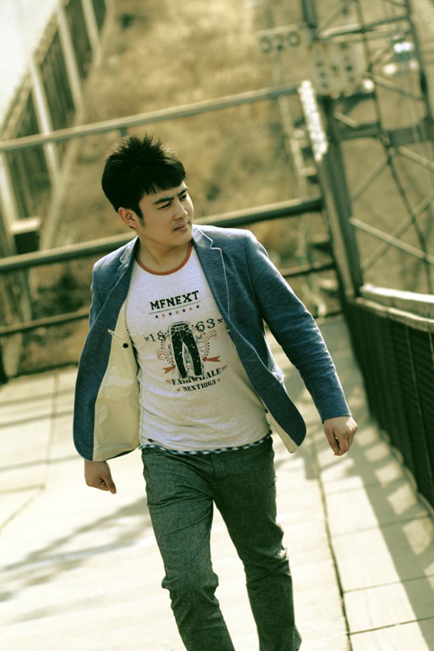 �¹ڡ���������к��ʹ �ö��¹ڿ�������Чҩ��ŵ���ܹؼ�